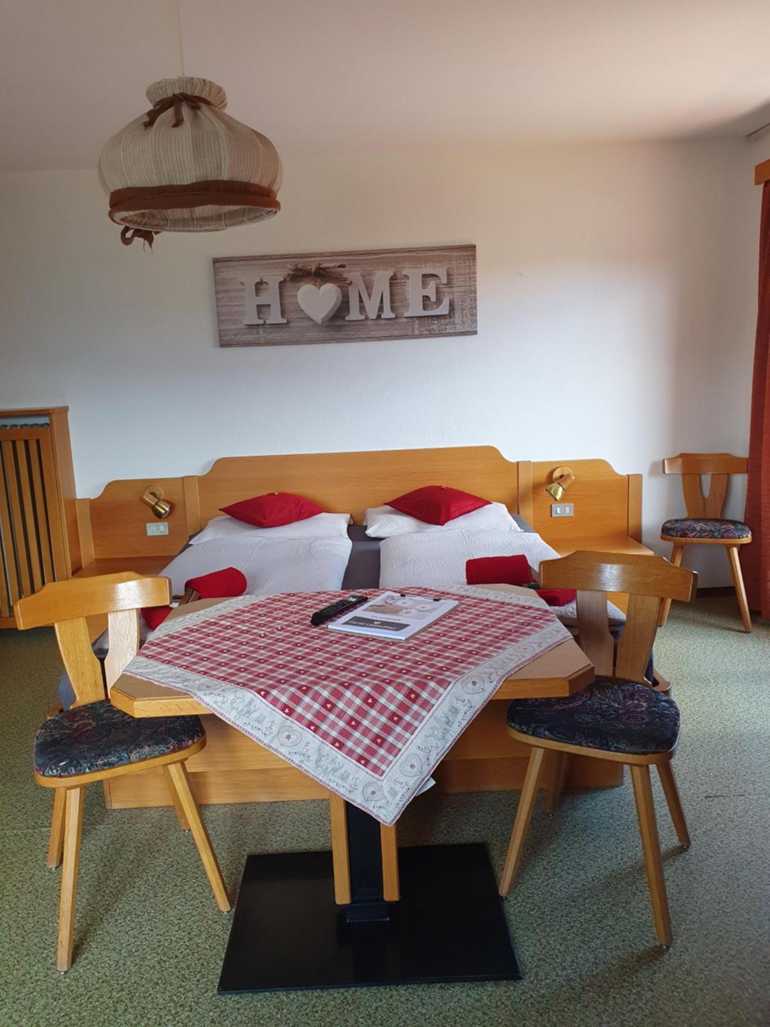 B&B Garni Lantschner Castelrotto Eksteriør bilde
